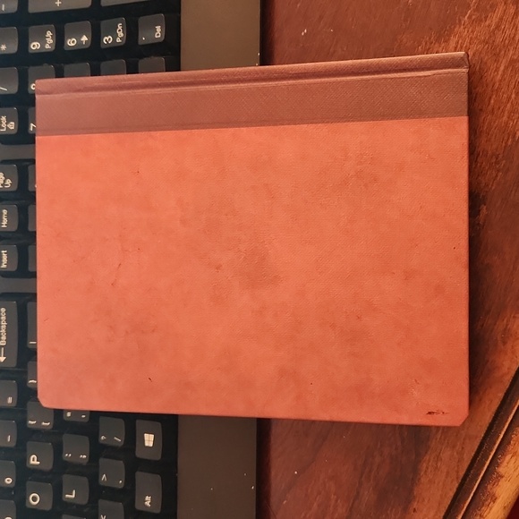 Potter Style Reading Journal for Book Lovers - Picture 2 of 12